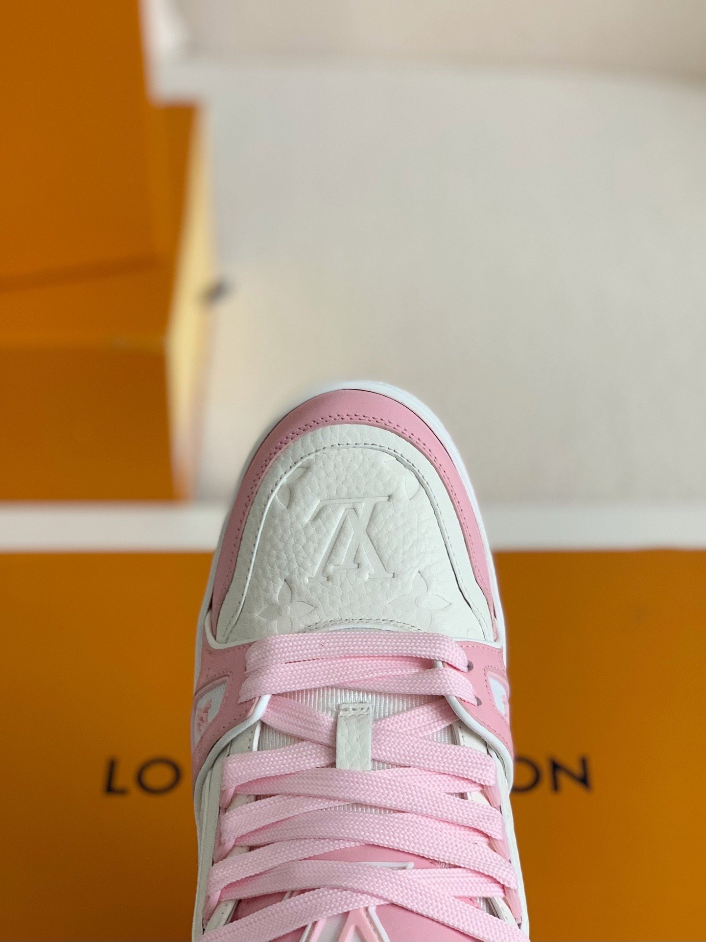 LOUIS VUITTON TRAINER SNEAKERS