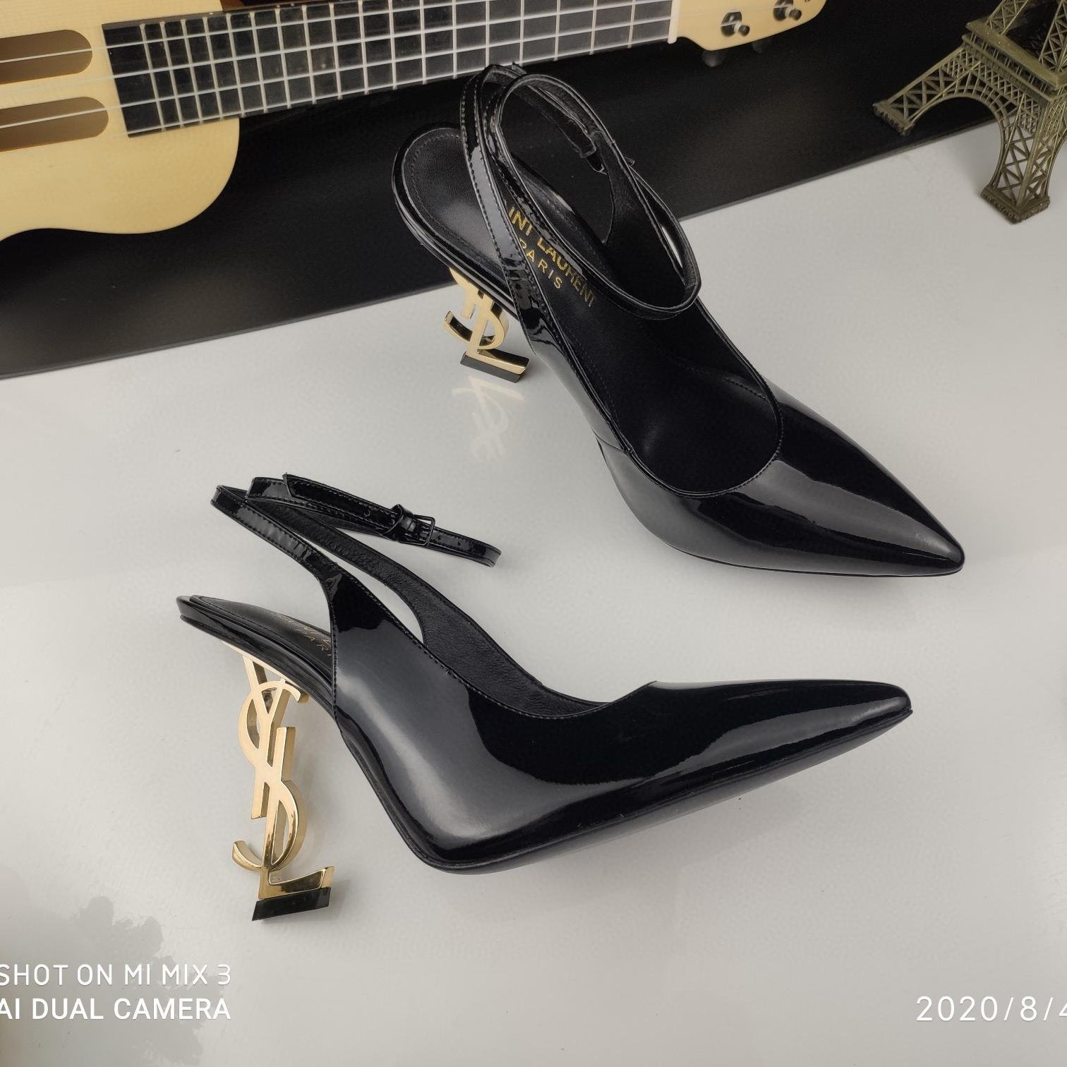 Saint Laurent YSL Pointed patent leather high heels 10.5CM Slide Sandal