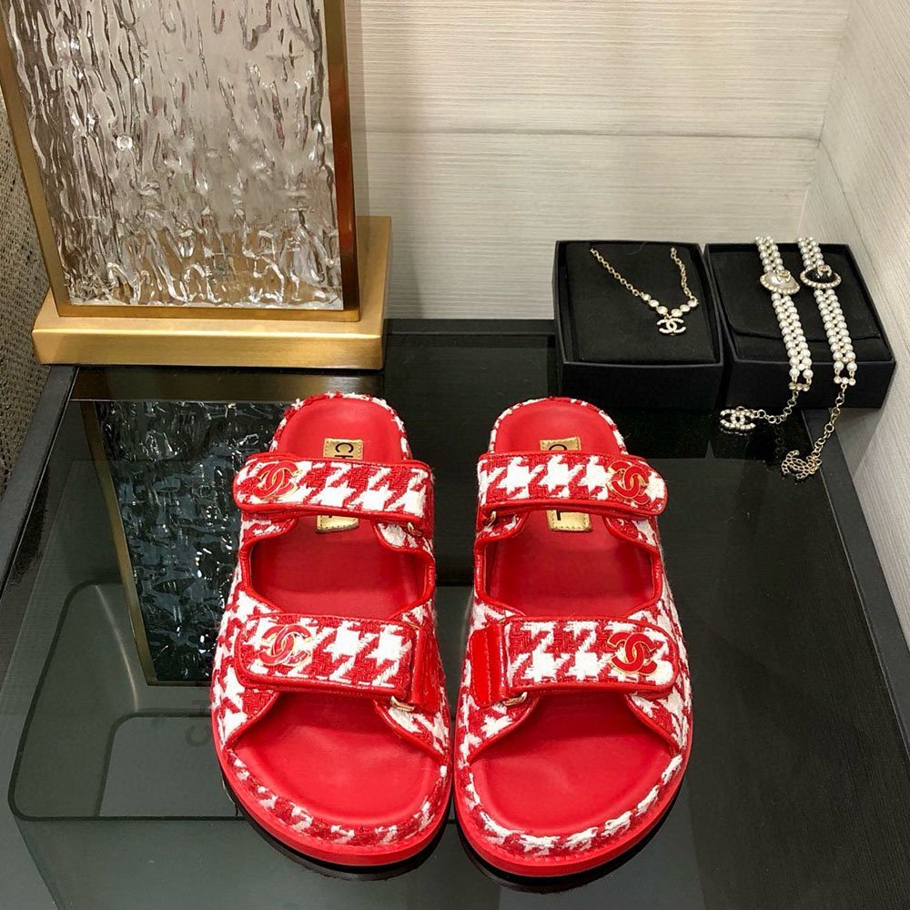 Chanel Fashionable Half Slippers Sandals Slide