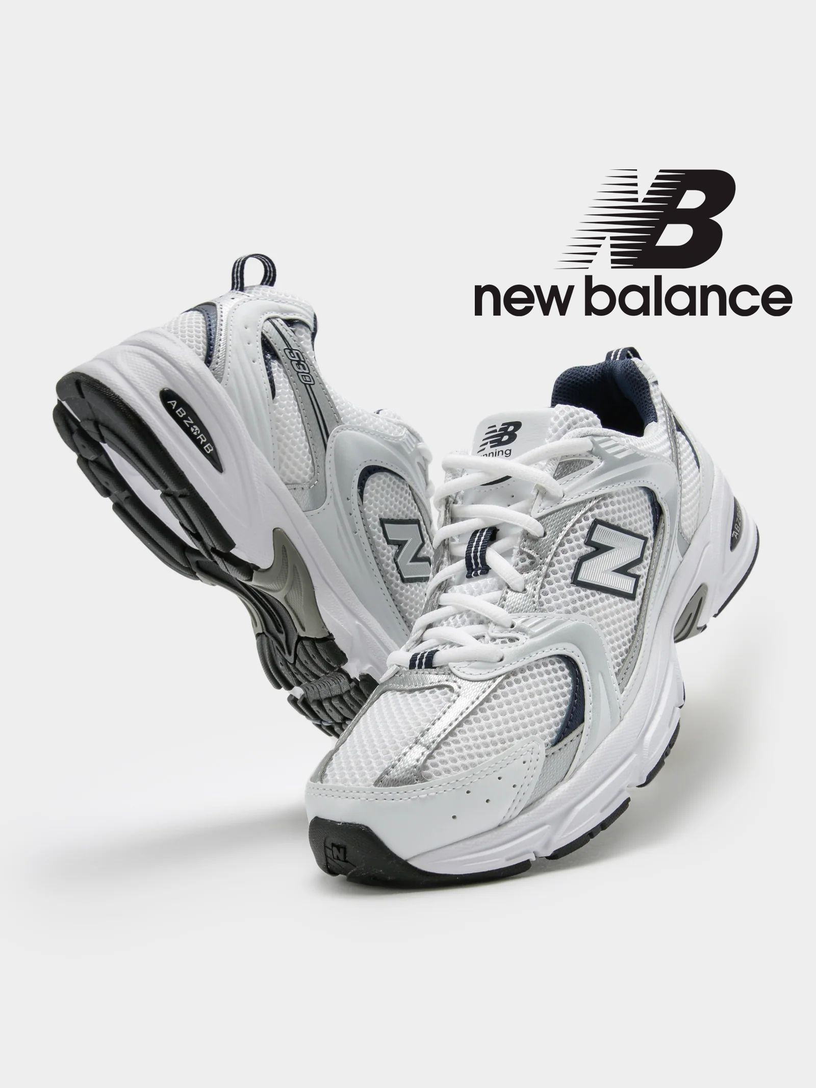 Unisex Sneakers in White & Black